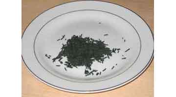 La spiruline en paillettes est une algue qui procure de nombreux bienfaits